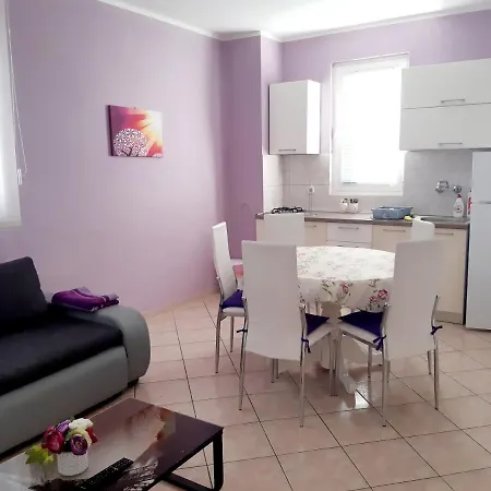 Apartment By The Sea Pag - 16100 Pag Town