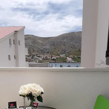 Apartment By The Sea Pag - 16100 Pag Town