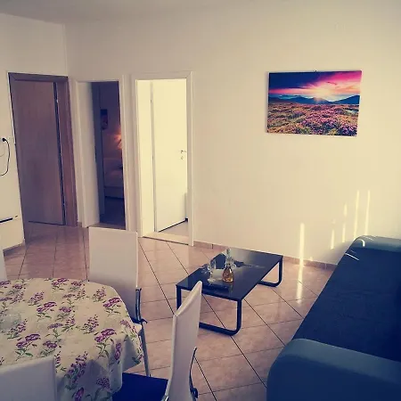 Apartment By The Sea Pag - 16100